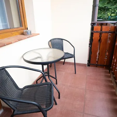 Sadowy アパート ヴィスワ